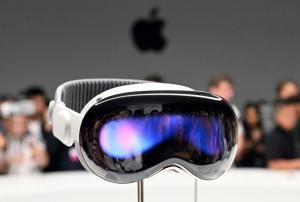 Apple débarque dans le métavers avec un casque à 3.500 dollars