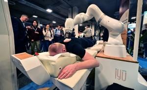 Robots masseurs et engins de chantiers autonomes au CES de Las Vegas 