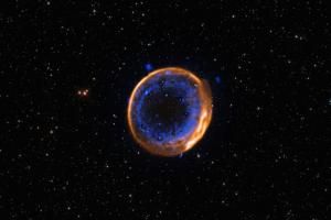 Première image des restes d&#039;une étoile morte dans une double explosion 