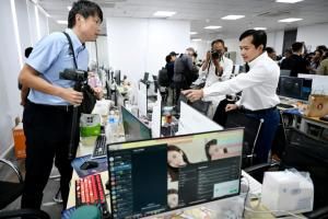 « Me voici, très belle » : derrière les murs d'un centre de cyberarnarque au Cambodge