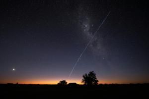 Constellations de satellites: attention danger pour le ciel nocturne 