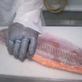 Voir la vidéo de Du cuir de peau de poisson