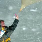 Voir la vidéo de Lâcher de ballon météo dans le blizzard