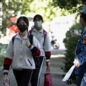  Virus : des collégiens chinois pistés par un bracelet électronique