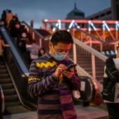 Sur certaines surfaces, le virus SARS-CoV-2 survit jusqu’à 28 jours dans certaines conditions