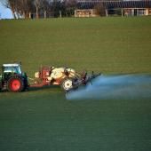 Du labo au champ : des pistes pour réduire les pesticides