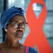 Les progrès dans la lutte contre le sida freinés par les crises mondiales