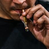 Cannabis : quel est le profil des fumeurs en France ?