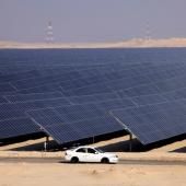  Les Emirats s&#039;apprêtent à démarrer l&#039;une des plus grandes centrales solaires au monde