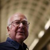  Peter Higgs, prix Nobel de physique et &quot;père&quot; du boson, est mort à 94 ans 