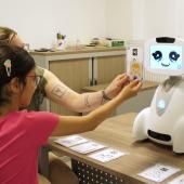 Voir la vidéo de Des robots intelligents pour les enfants autistes