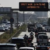 Pollution : quatre métropoles restreignent la circulation des véhicules Crit&#039;Air 3 le 1er janvier