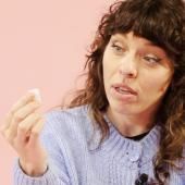 Voir la vidéo de Faut-il totalement arrêter le sucre ? 
