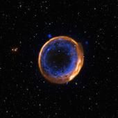 Première image des restes d&#039;une étoile morte dans une double explosion 