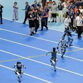 La première compétition mondiale de robots humanoïdes commence en Chine