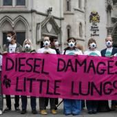 Dieselgate : cinq constructeurs jugés à Londres, des milliards en jeu