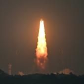 L’Inde place sur orbite un gros satellite de télécommunications