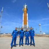 Mission lunaire Artémis 2 : le compte à rebours est lancé