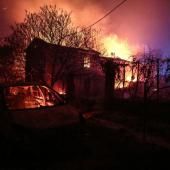 Lutte acharnée contre l'incendie du Var qui a parcouru 2.550 hectares