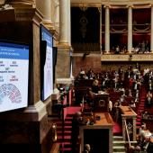 Après des années de débats, le Parlement approuve l'"aide à mourir" 