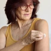 Voir la vidéo de Ménopause : les traitements hormonaux dans la balance
